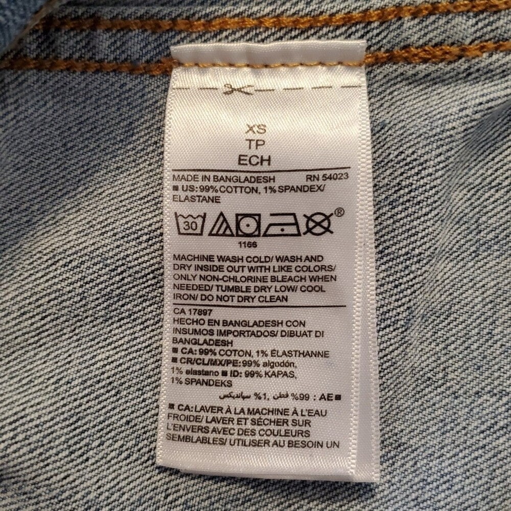 Old Navy Jean Jacket Womens XS Retro 90s Light Wash Denim Button Front - Picture 4 of 8
